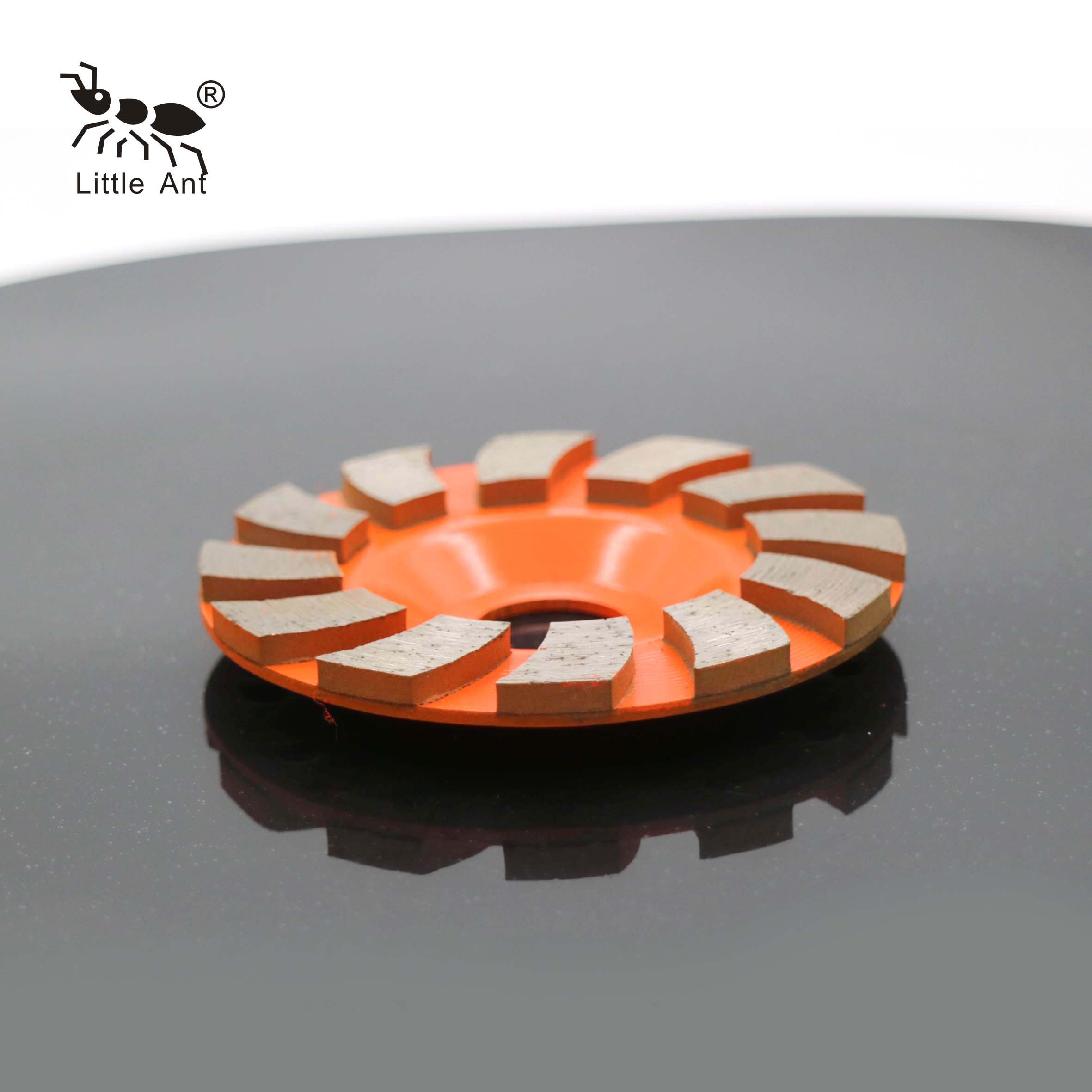 Бестселлер на металлической связке, окрашенный алмазный шлифовальный круг по бетону для шлифования бетона и камня.